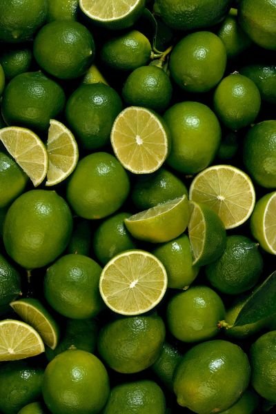 Lime 10 Best Green Fruits with Pictures