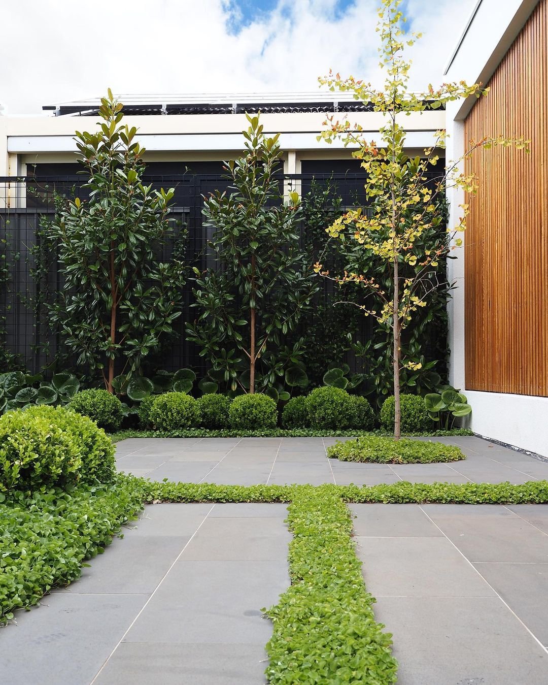 Gardening Welcoming Front Gardens : Creative Design Inspirations